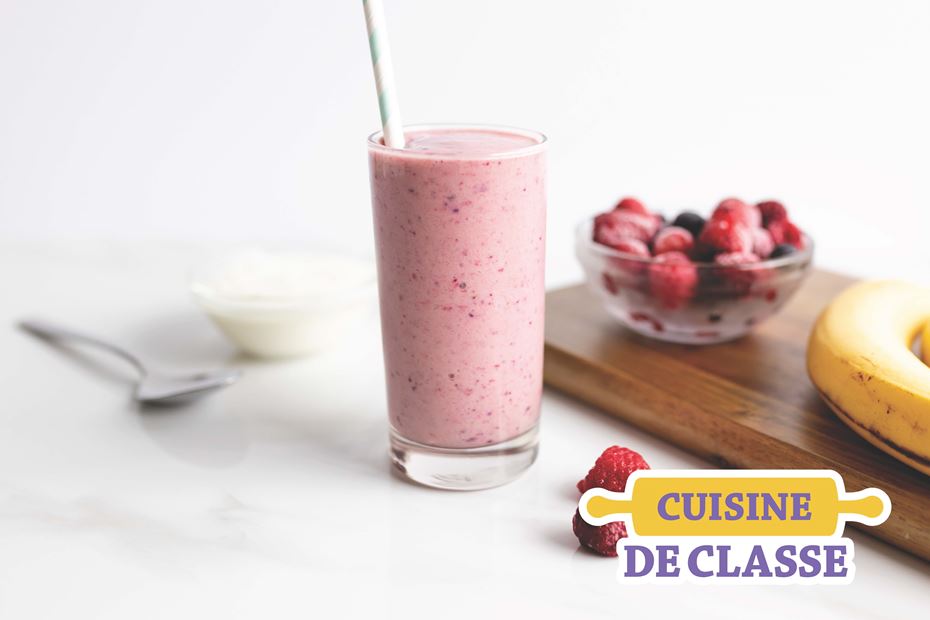 Lait frappé à la banane et aux baies